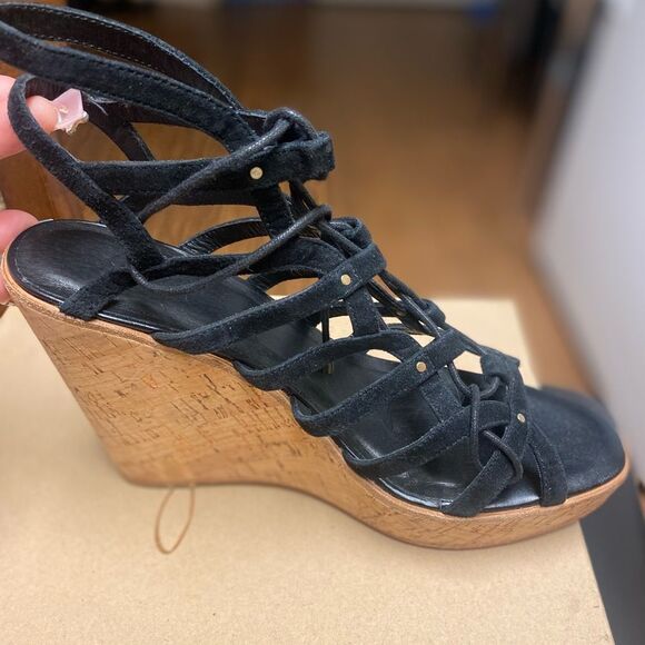New Suede Joie Black Strappy Suede Wedge Sandals Size 40 - Picture 4 of 9
